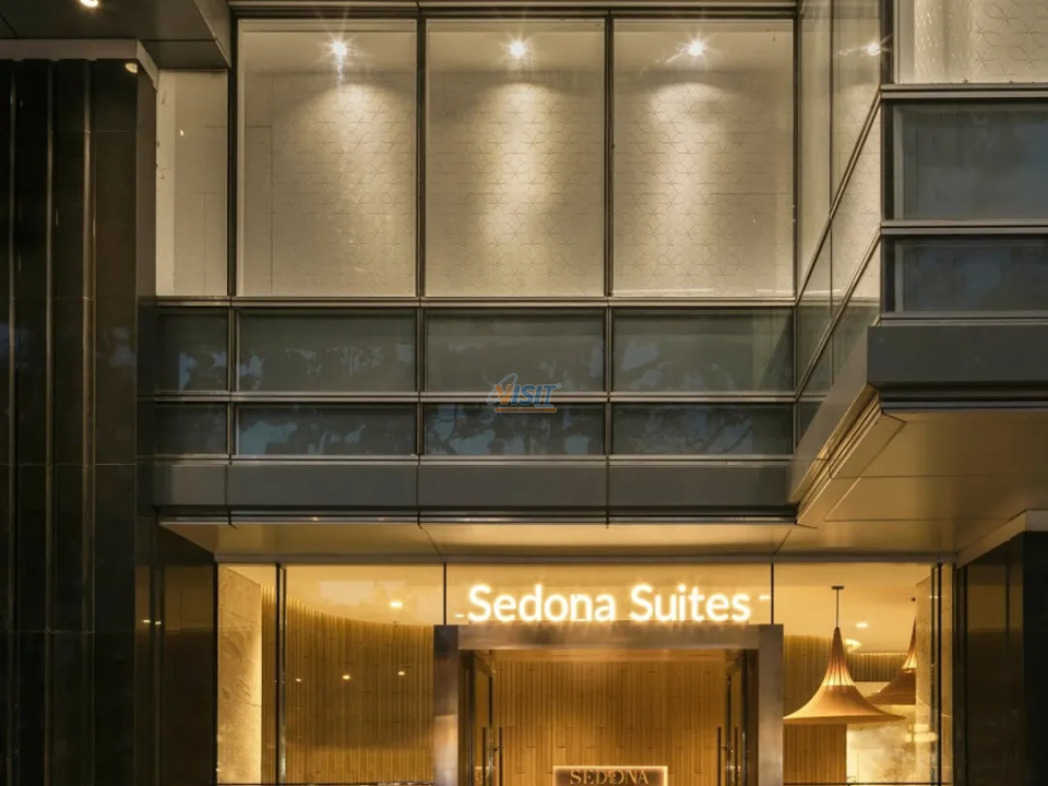 Khách Sạn Sedona Suites
